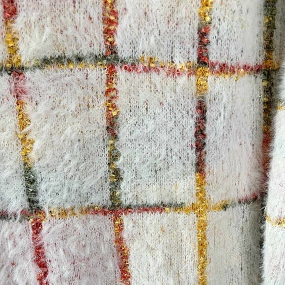 Hem & Thread Fuzzy V-Neck Ivory Check Sweater | Women's Size Small | NWT - Picture 5 of 7